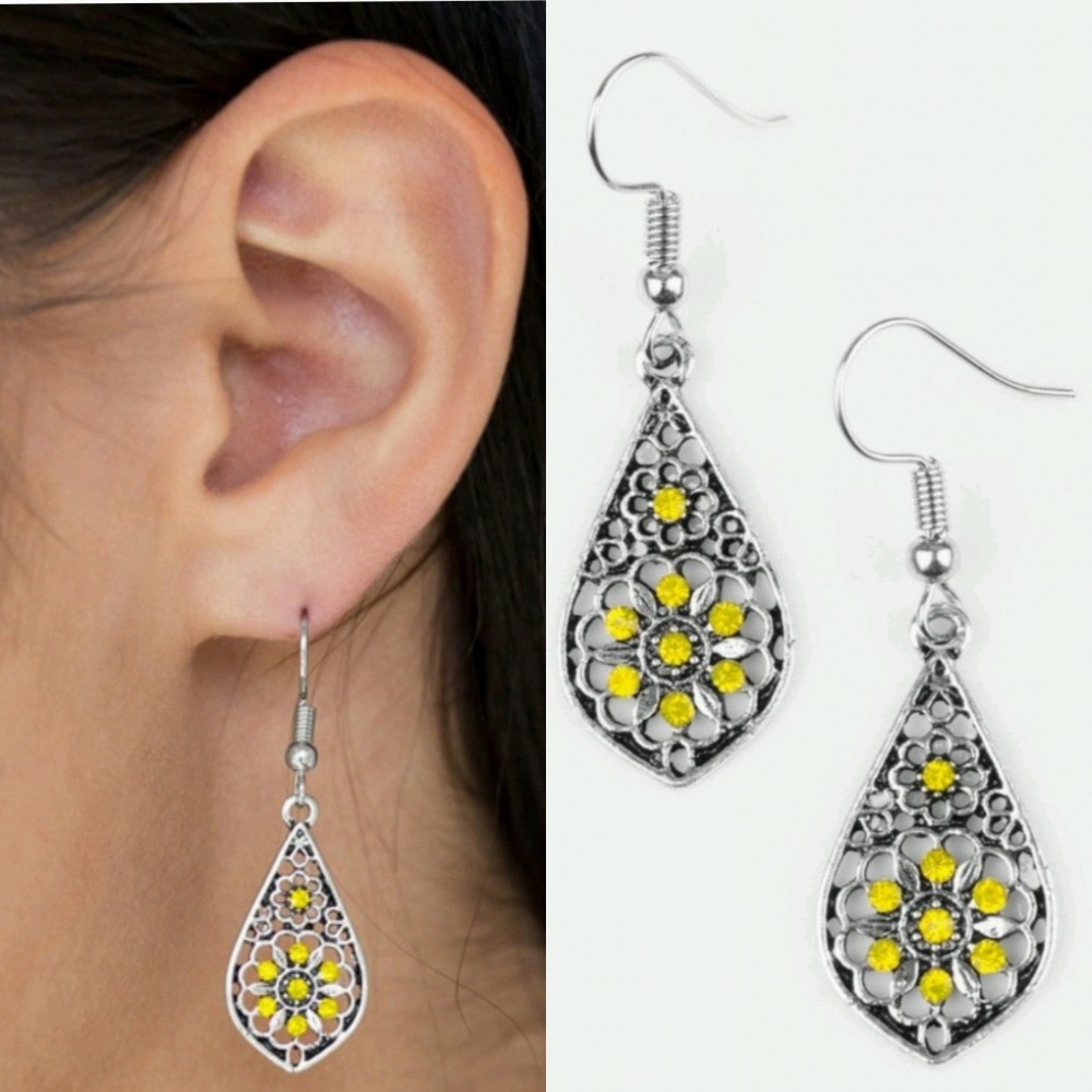 Paparazzi Spring Sparkle - Yellow Earrings